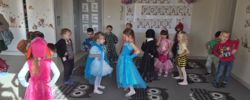 DZIEŃ POSTACI Z BAJEK